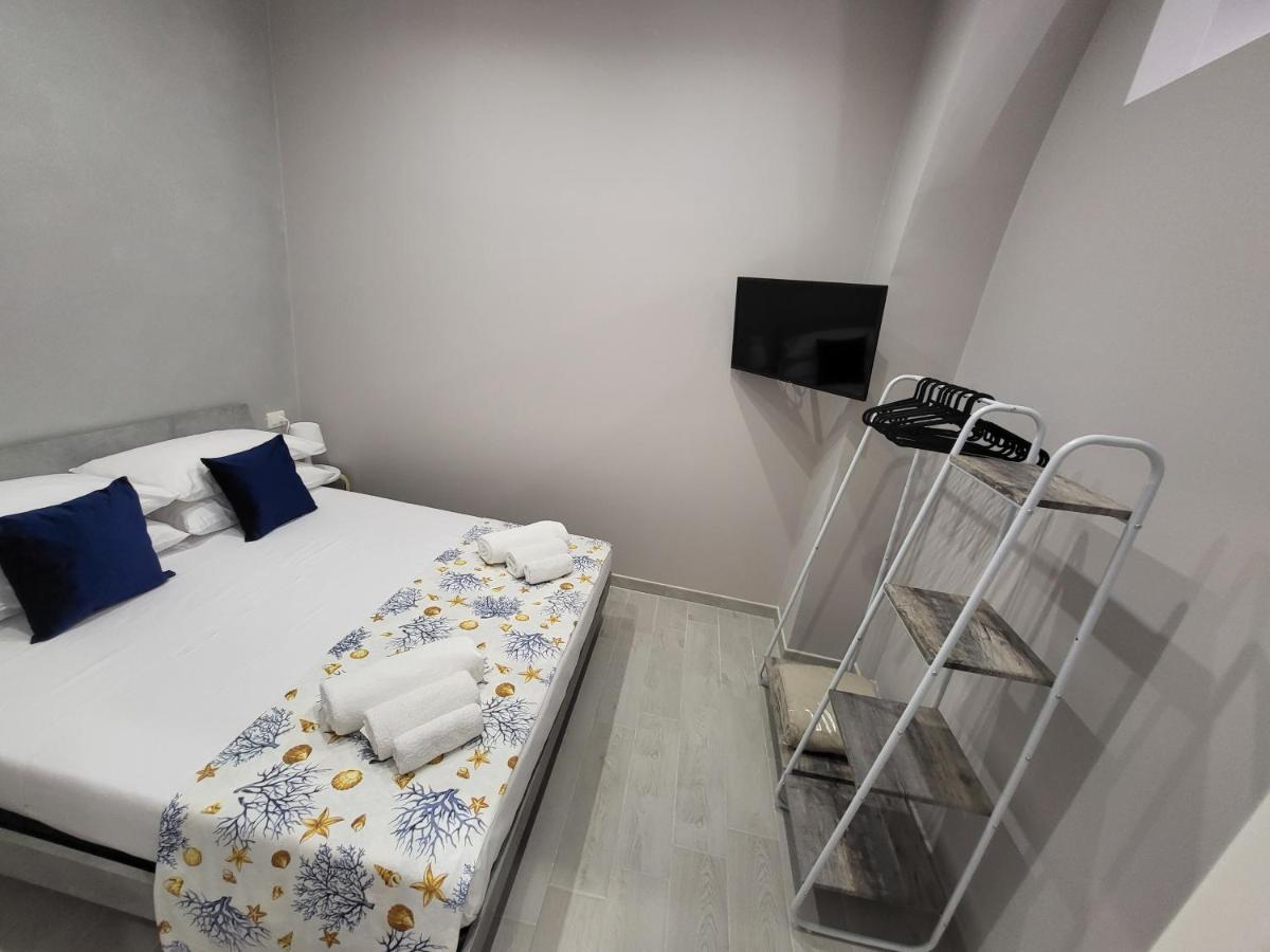Casa Vacanze Manthy Posizione Centrale Bari Buitenkant foto