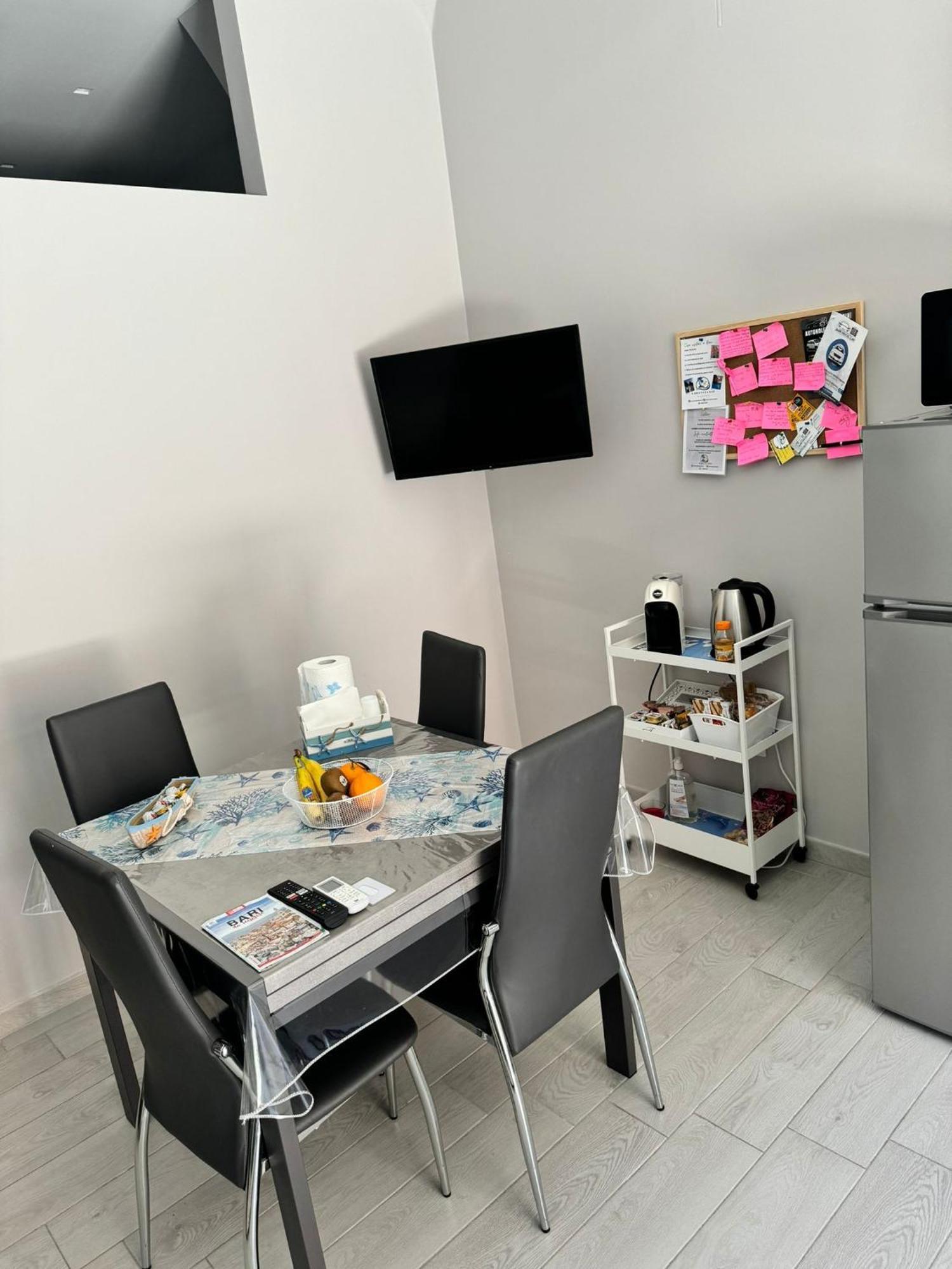Casa Vacanze Manthy Posizione Centrale Bari Buitenkant foto