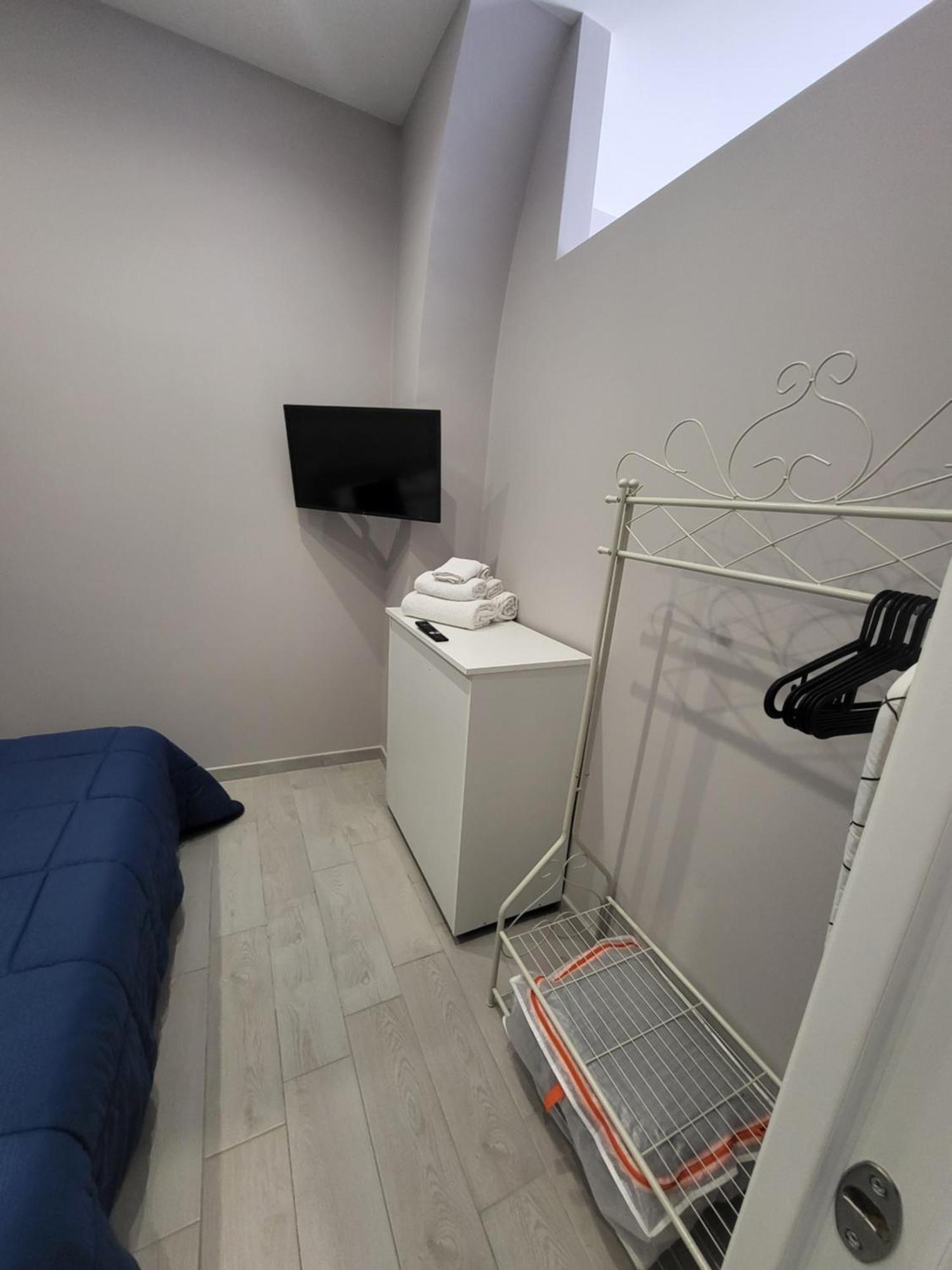 Casa Vacanze Manthy Posizione Centrale Bari Buitenkant foto