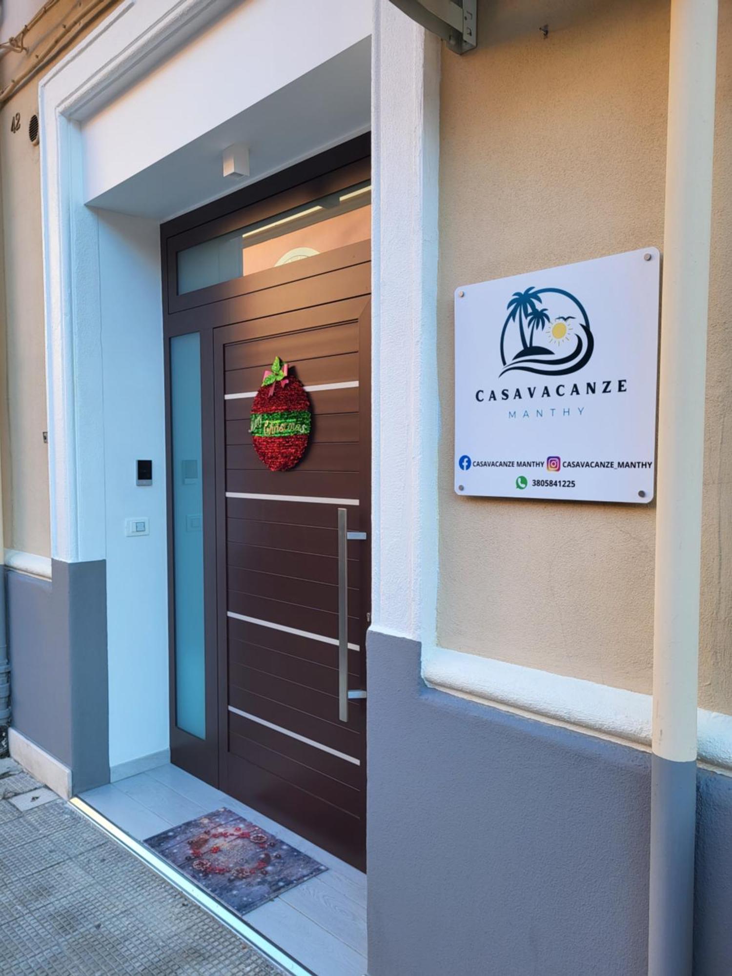 Casa Vacanze Manthy Posizione Centrale Bari Buitenkant foto